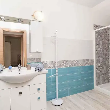 In - Nuoro Apartman Orosei